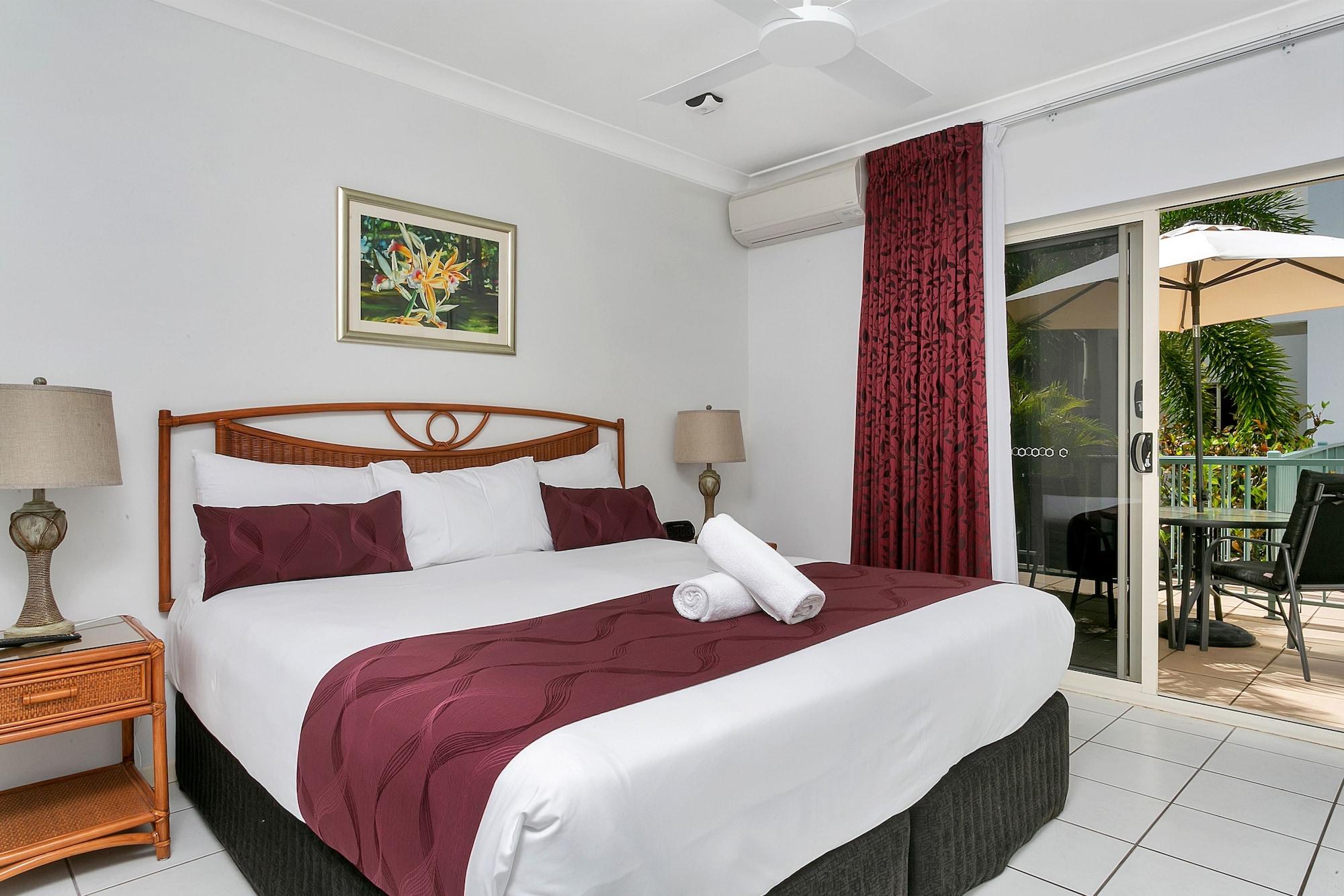Beachfront Apartments On Trinity Beach Ngoại thất bức ảnh