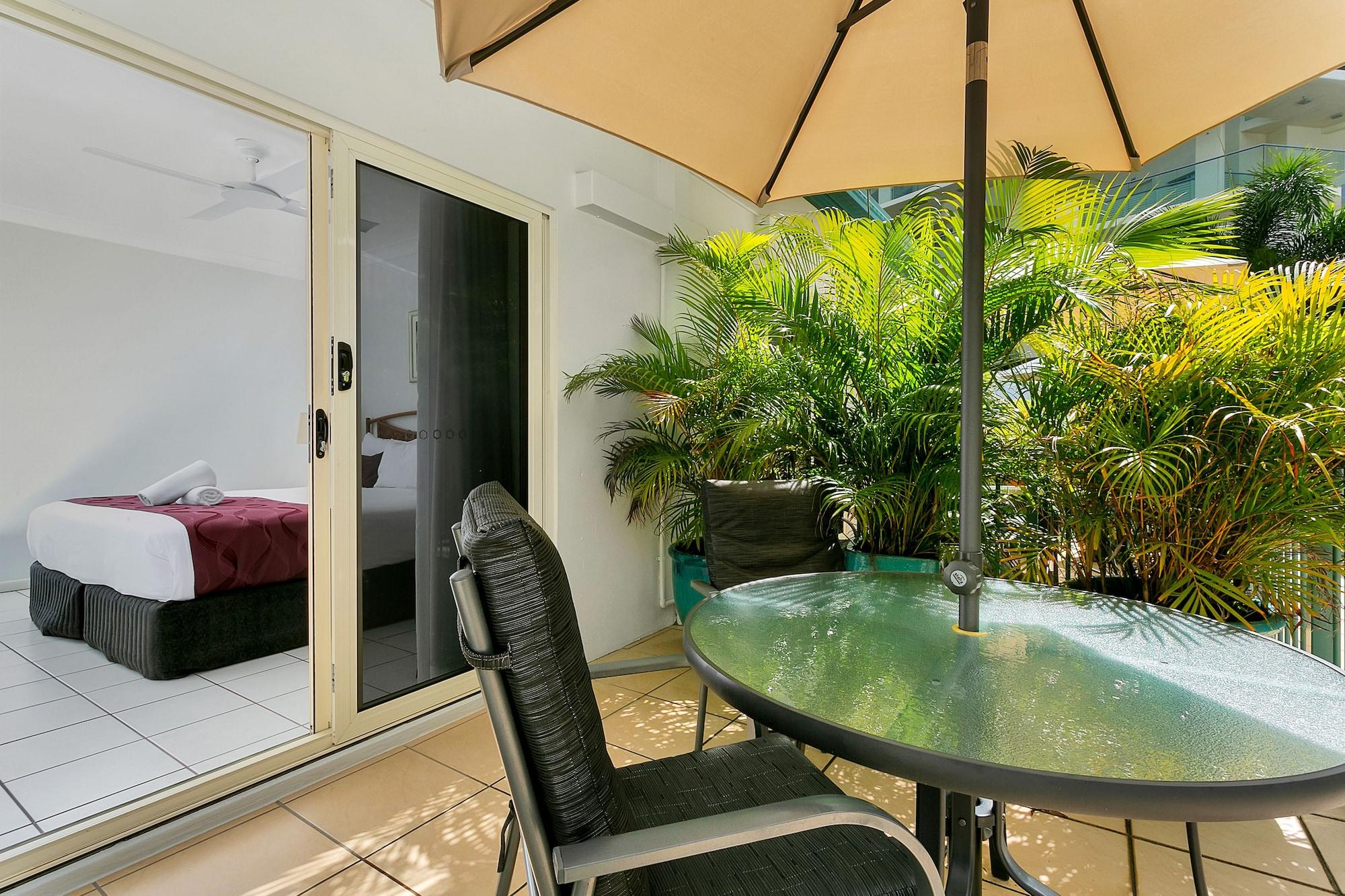 Beachfront Apartments On Trinity Beach Ngoại thất bức ảnh