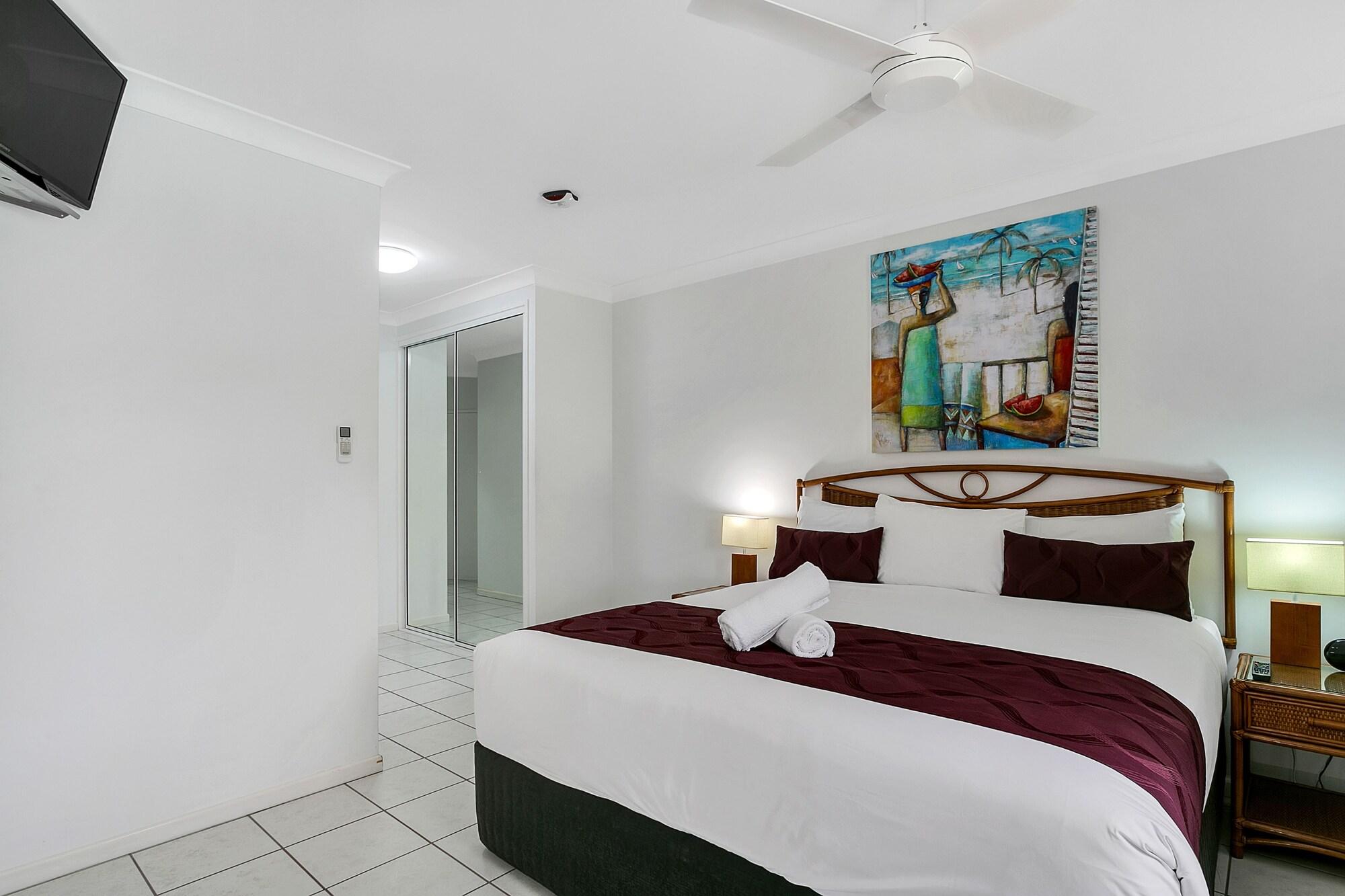 Beachfront Apartments On Trinity Beach Ngoại thất bức ảnh