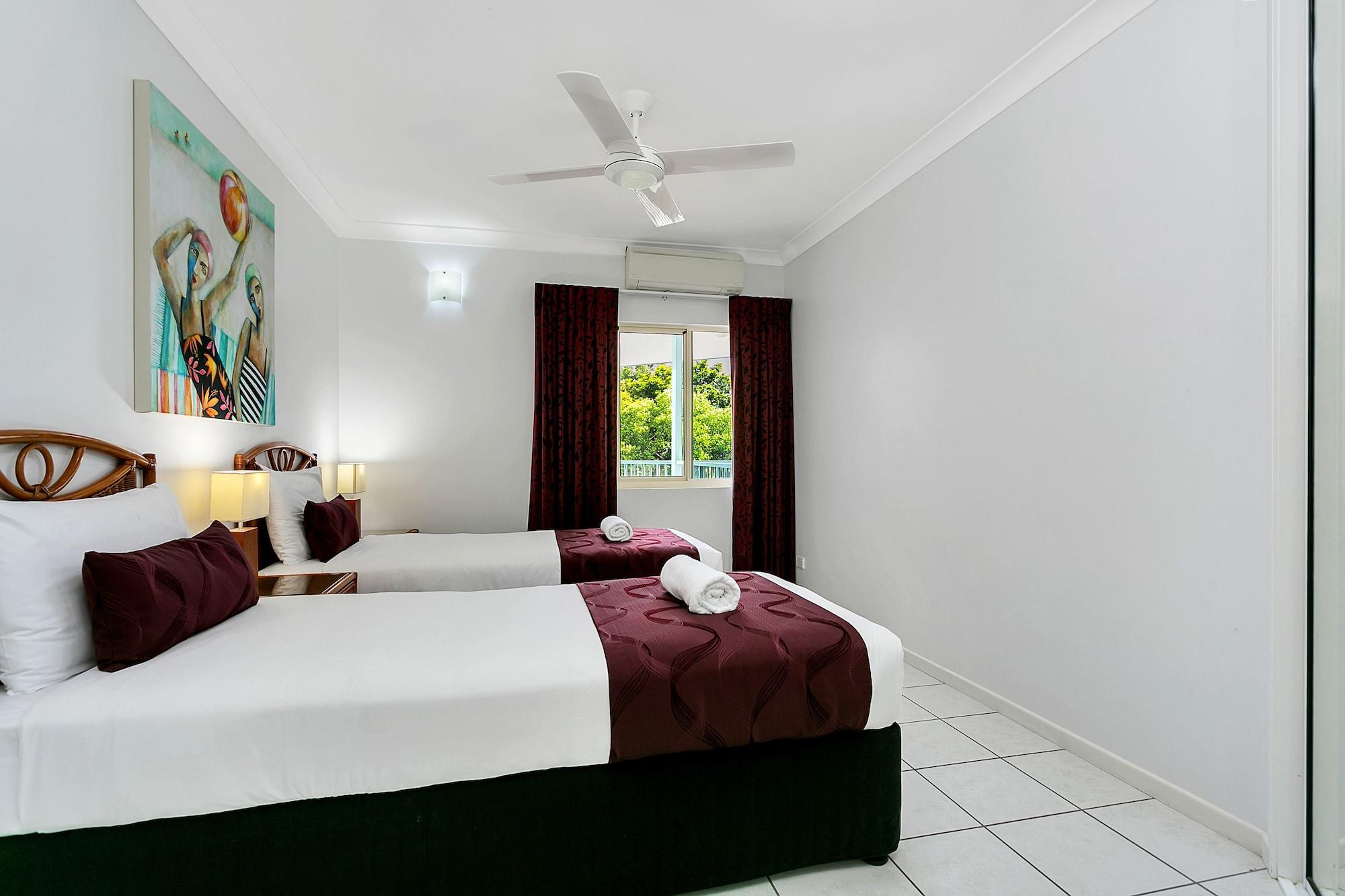 Beachfront Apartments On Trinity Beach Ngoại thất bức ảnh
