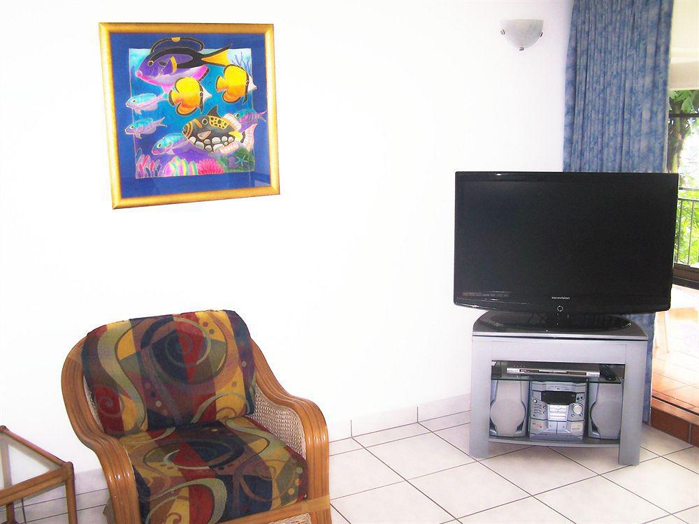 Beachfront Apartments On Trinity Beach Ngoại thất bức ảnh
